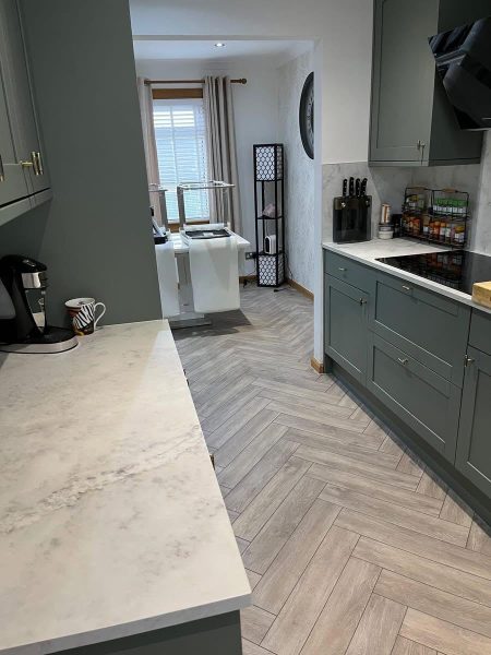 46bd8e27-06a7-457f-94a2-76834bca5870